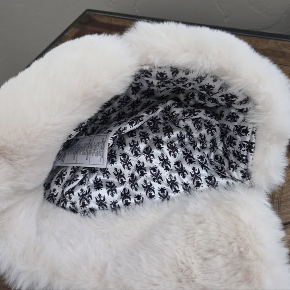 Spyder Women's Quilted Black and White Faux Fur Trapper Style Winter Hat - Picture 8 of 11